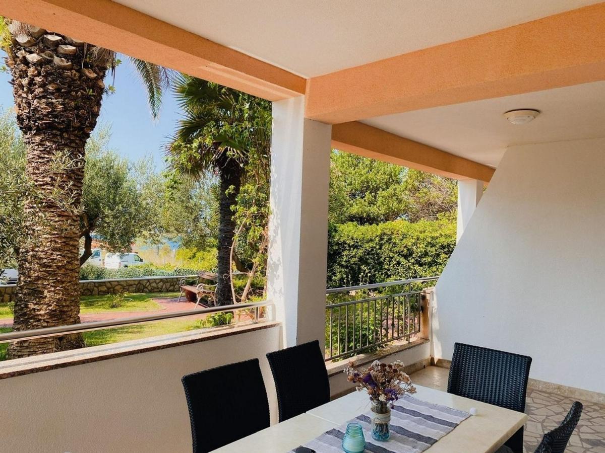 Family Friendly Apartments With A Swimming Pool Povljana, Pag - 244 ภายนอก รูปภาพ