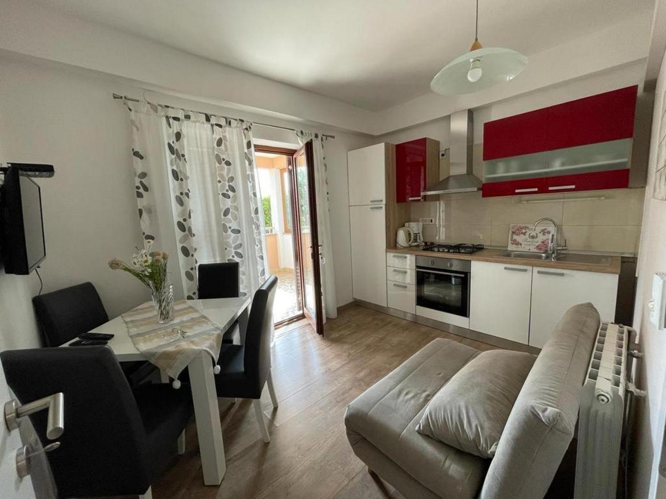 Family Friendly Apartments With A Swimming Pool Povljana, Pag - 244 ภายนอก รูปภาพ